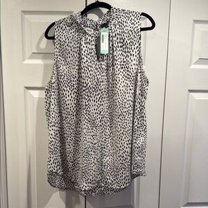 West Kei Sleeveless Keyhole Blouse – Size XXL